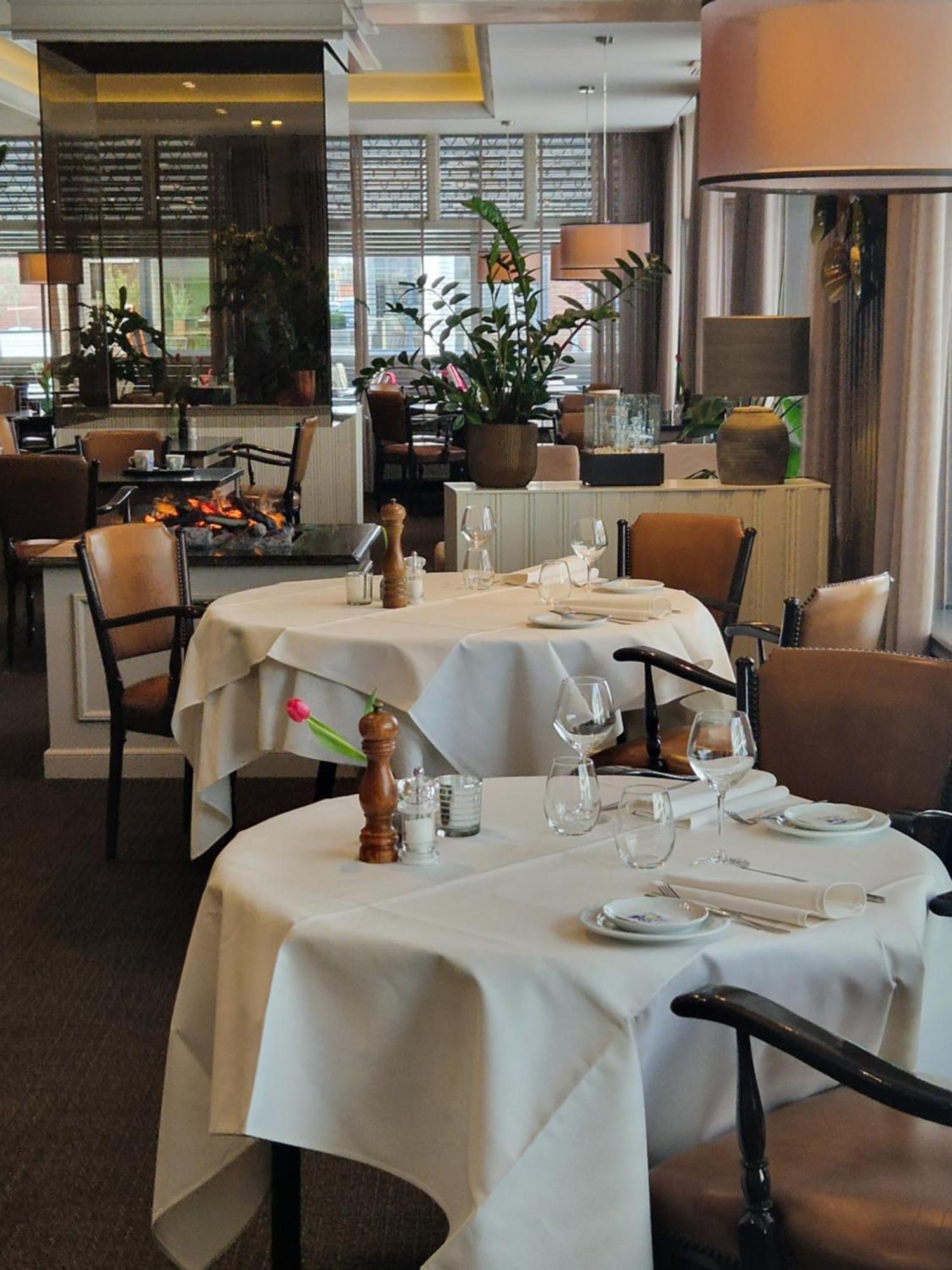 Hotel De Eenhoorn 4*