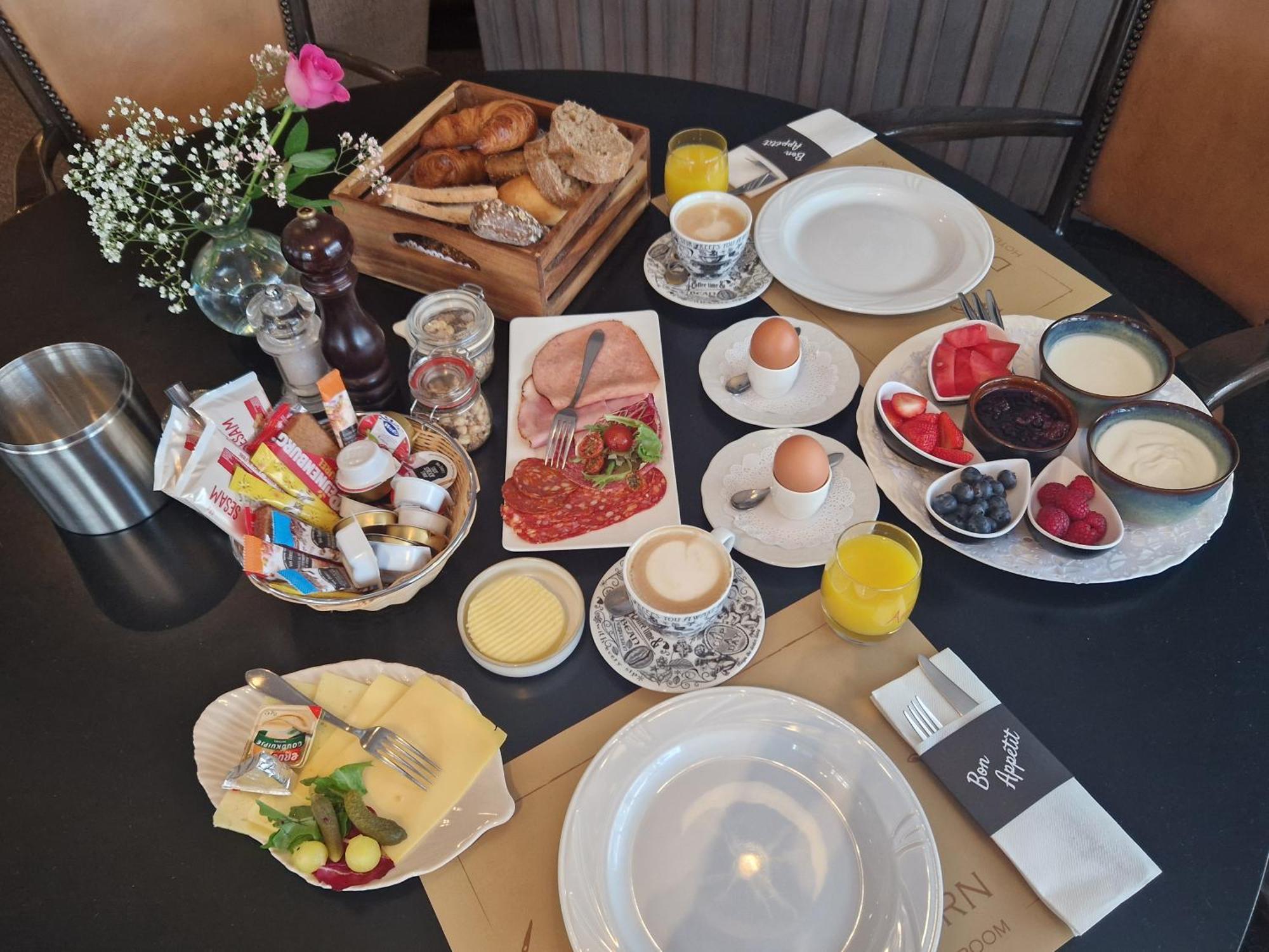 De Eenhoorn Hotel 4*