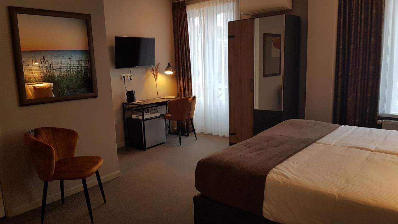 Hotel De Eenhoorn Oostbourg