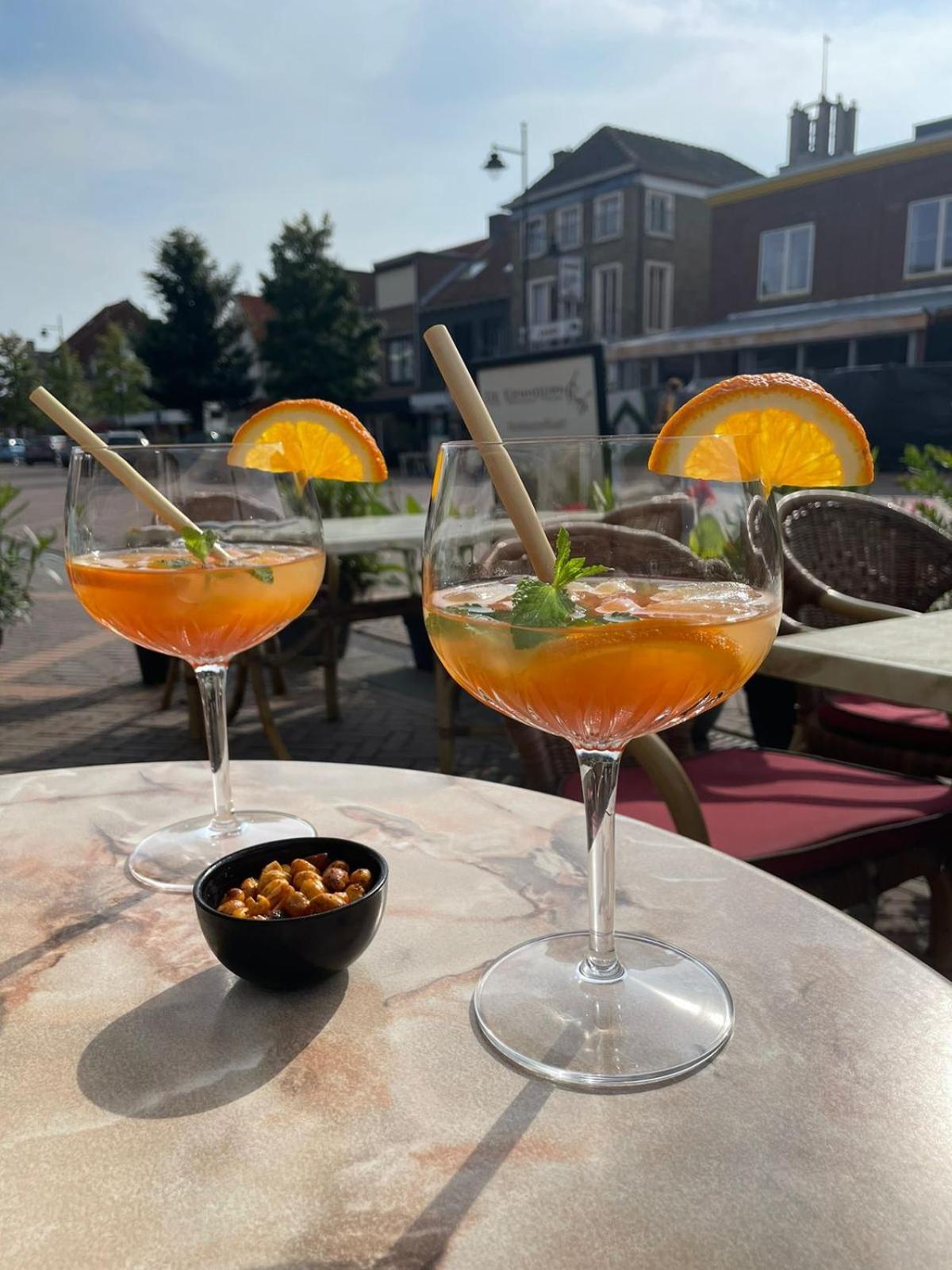De Eenhoorn 4*